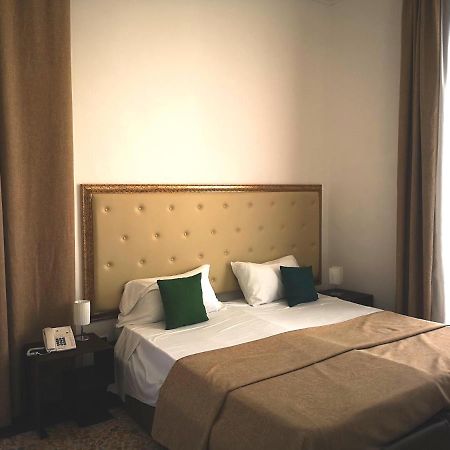 Hotel Valentino CTA Exteriör bild