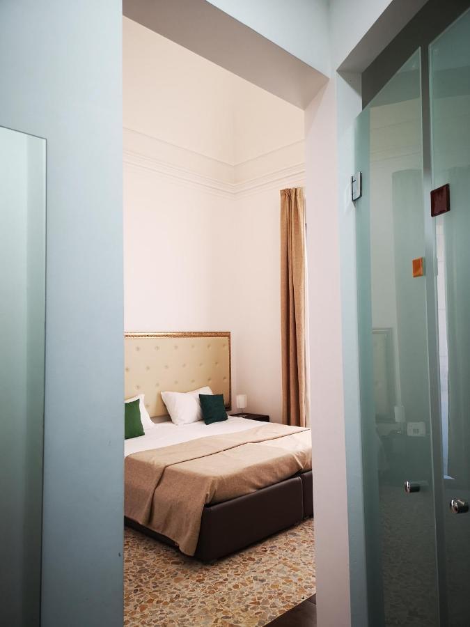 Hotel Valentino CTA Exteriör bild