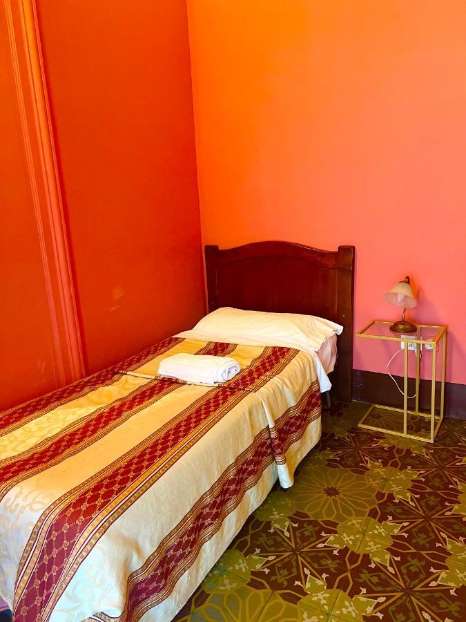 Hotel Valentino CTA Exteriör bild