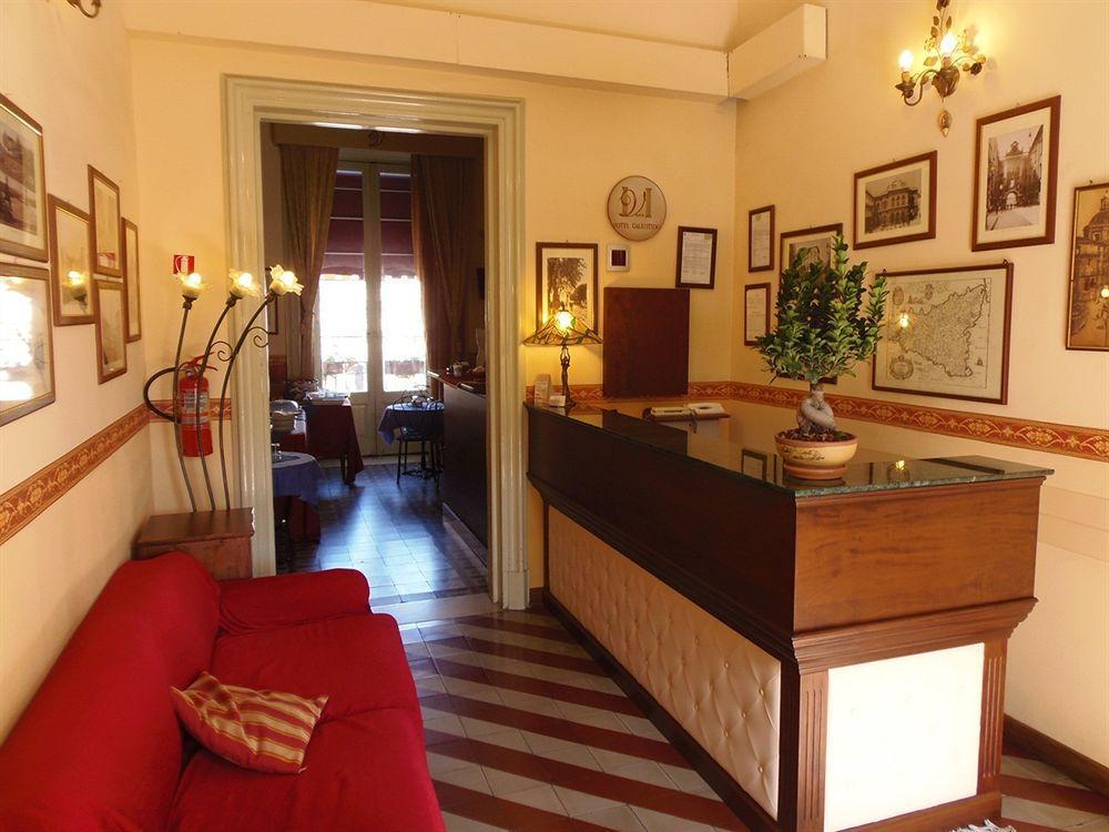 Hotel Valentino CTA Exteriör bild
